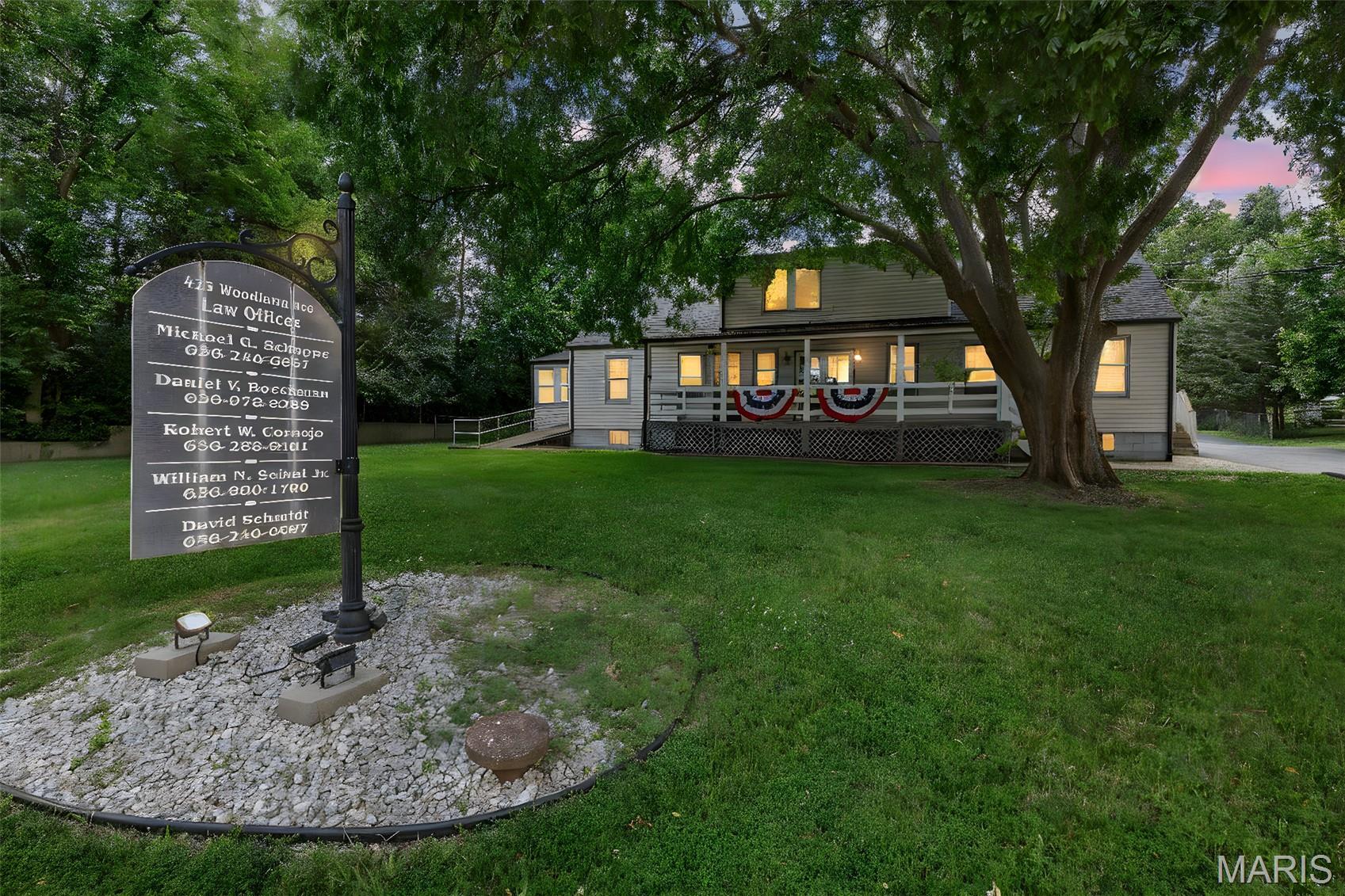 423 Woodlawn Ave, O'Fallon, MO à vendre Photo principale- Image 1 de 8