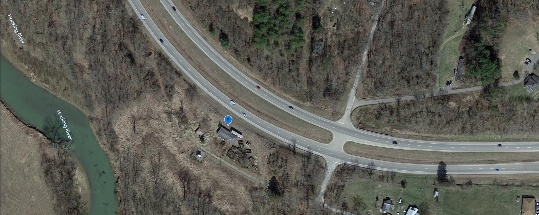 Circle 33 Rd, Nelsonville, OH à vendre Photo du bâtiment- Image 1 de 2