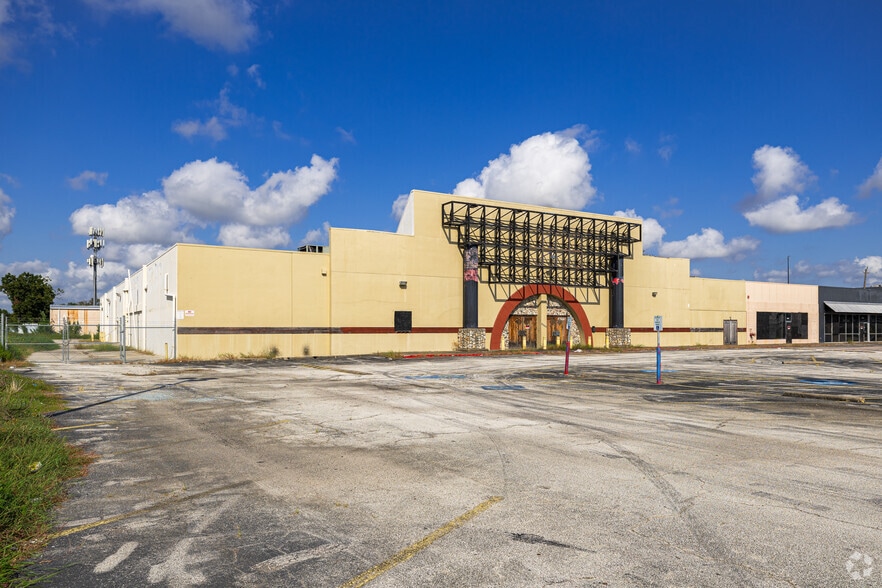 9960 Kleckley Dr, Houston, TX for lease - Primary Photo - Image 1 of 7