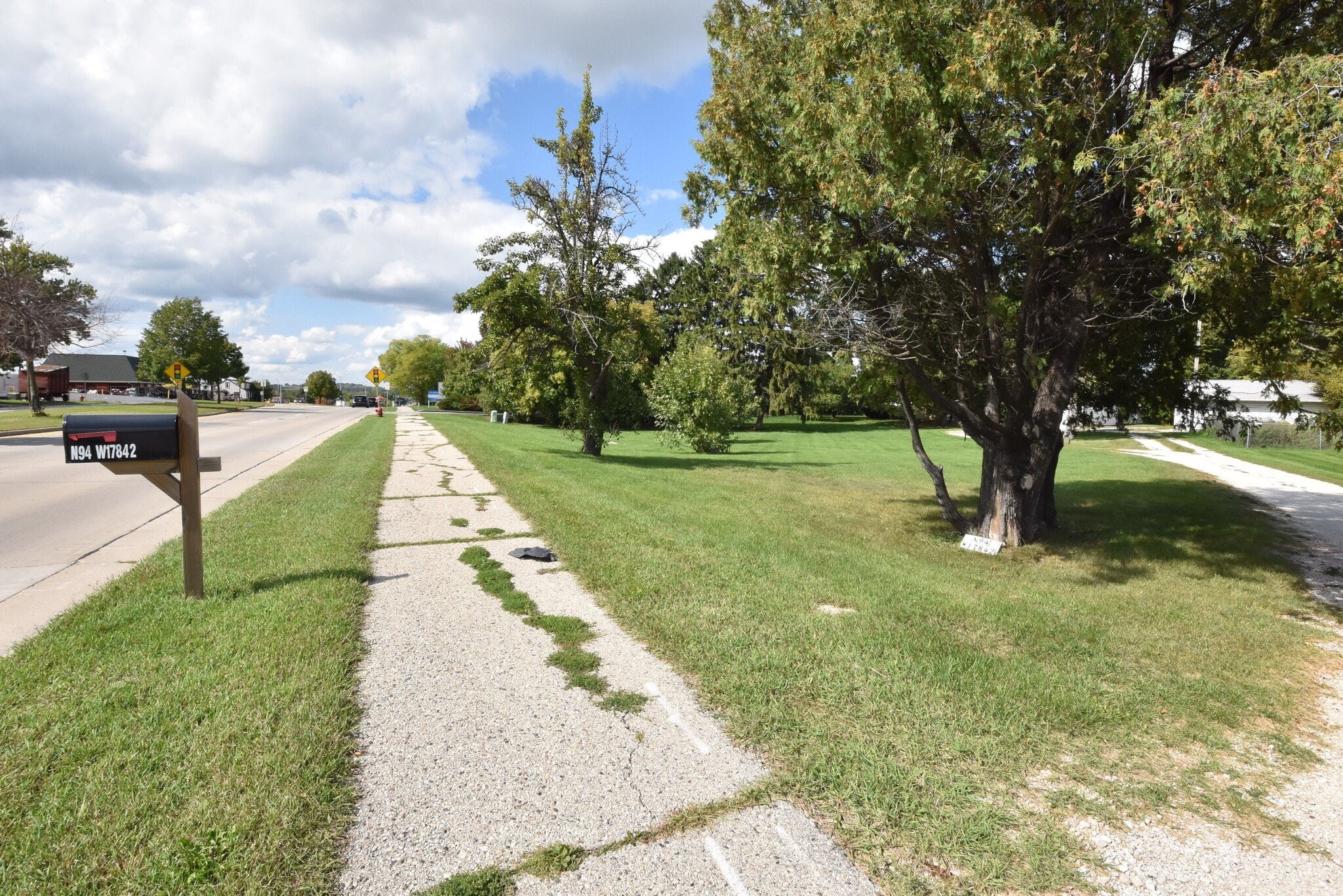 N94W17842 Appleton Ave, Menomonee Falls, WI for sale Primary Photo- Image 1 of 6