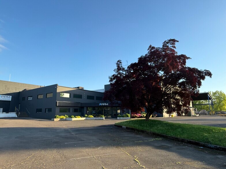 500 E Illinois St, Newberg, OR for sale - Building Photo - Image 3 of 36