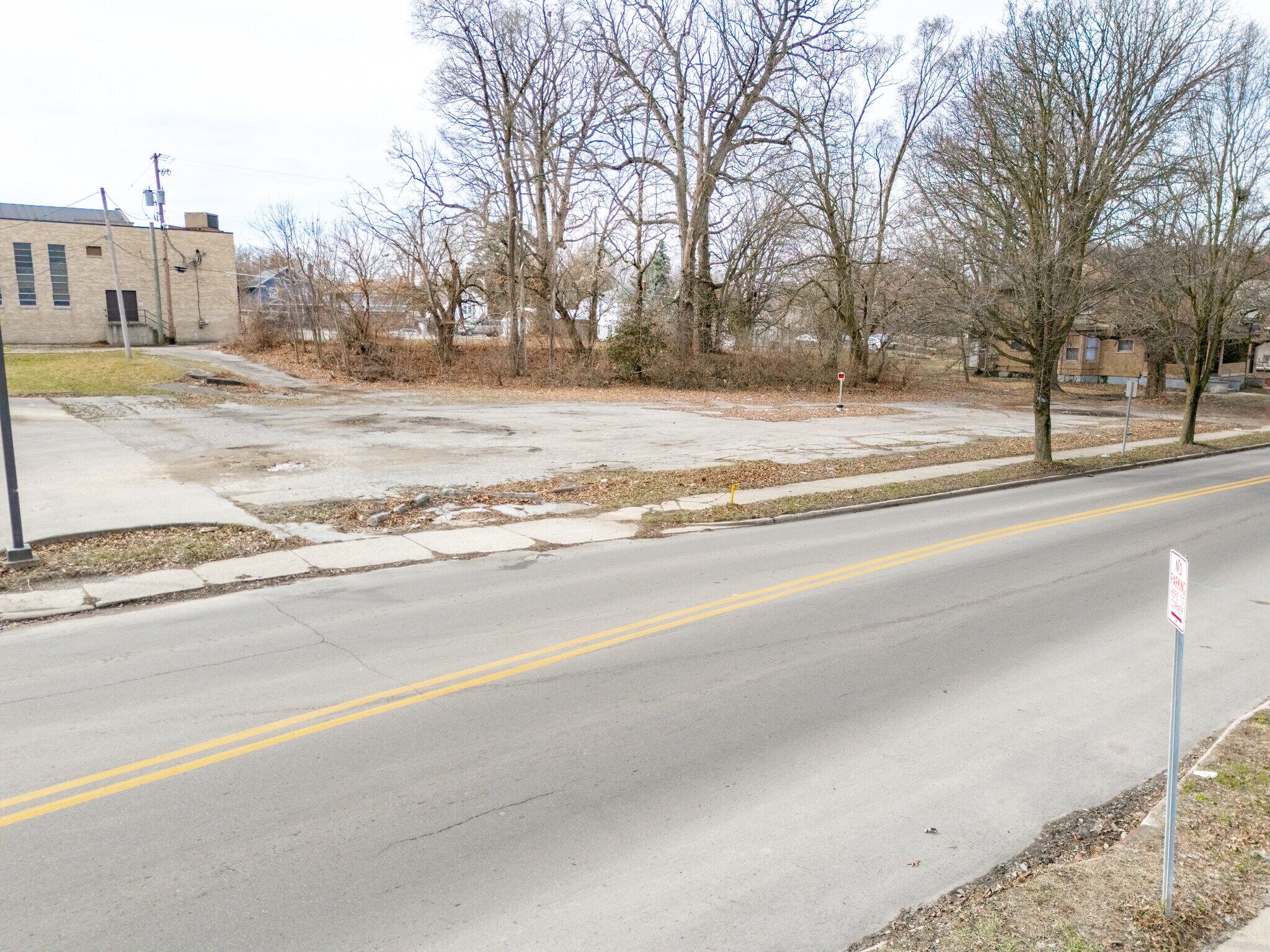 2318 Fairfield Ave, Fort Wayne, IN à vendre Photo principale- Image 1 de 1