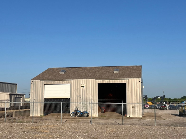 13415 N Santa Fe Ave, Oklahoma City, OK for sale - Building Photo - Image 3 of 9