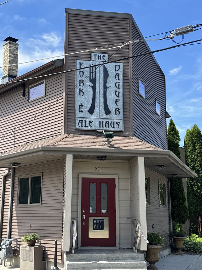 More details for 901 W Fremont St, Kiel, WI - Sports & Entertainment for Sale