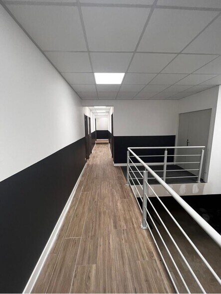 9 Rue De L'Enclume, Quetigny for lease - Interior Photo - Image 3 of 6