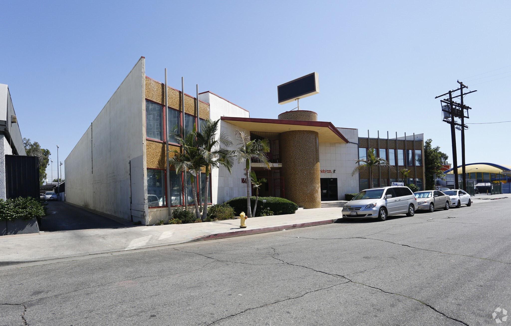 14547 Titus St, Panorama City, CA for lease Primary Photo- Image 1 of 18