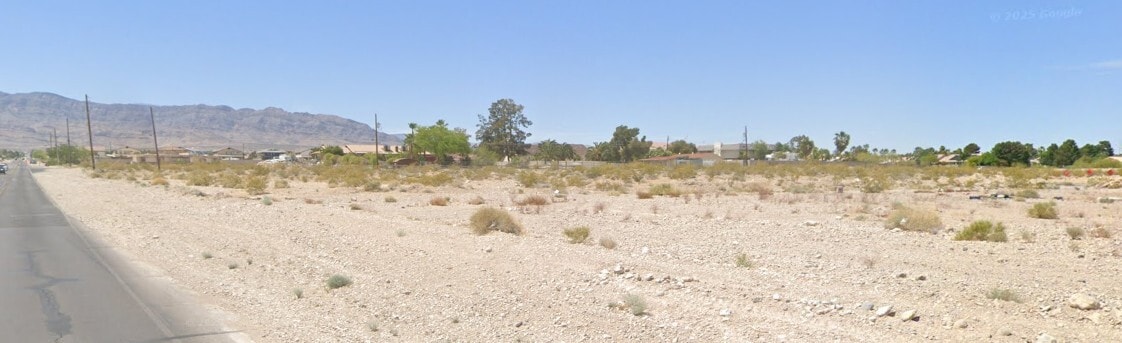 West Tropical, Las Vegas, NV for sale Primary Photo- Image 1 of 6