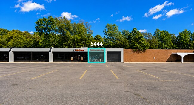 More details for 5416-5446 S Division Ave, Grand Rapids, MI - Retail for Lease