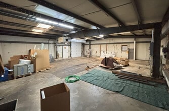 157 Industrial Dr, King, NC for lease Interior Photo- Image 2 of 7