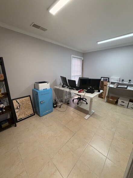 1027 S Yates Rd, Memphis, TN à vendre - Photo intérieure - Image 3 de 10