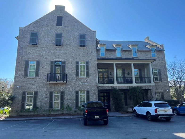 141 E Mack Bayou Loop, Santa Rosa Beach, FL for lease - Building Photo - Image 2 of 29