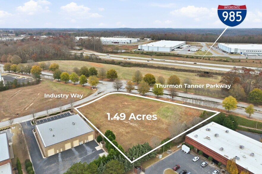4129 Industry Way, Flowery Branch, GA à louer - Photo principale - Image 1 de 15