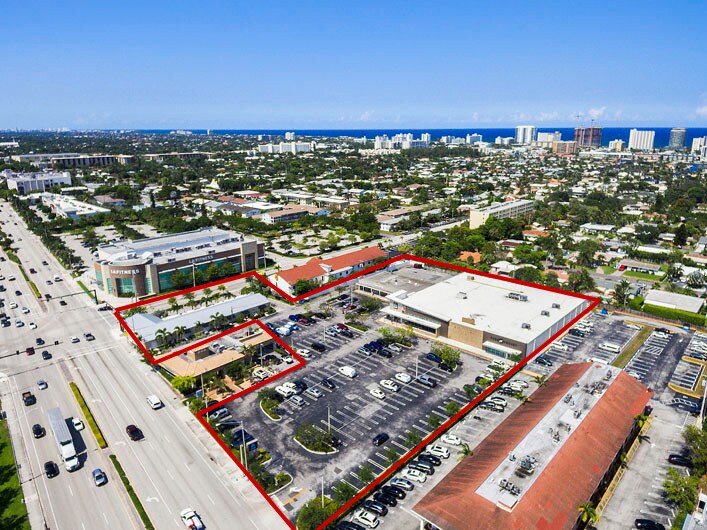 960 N Federal Hwy, Pompano Beach, FL à louer - Photo du bâtiment - Image 3 de 8