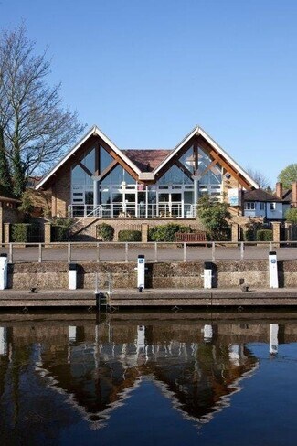 More details for Hurst Rd, East Molesey - Office for Lease