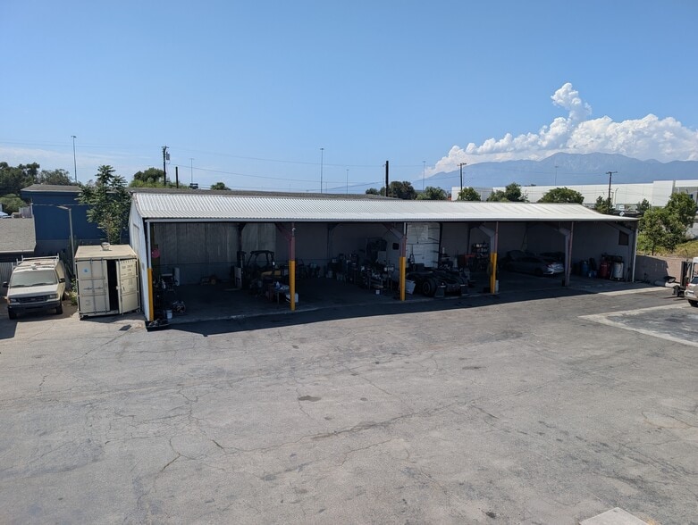 17736 Slover Ave, Bloomington, CA for lease - Building Photo - Image 2 of 7