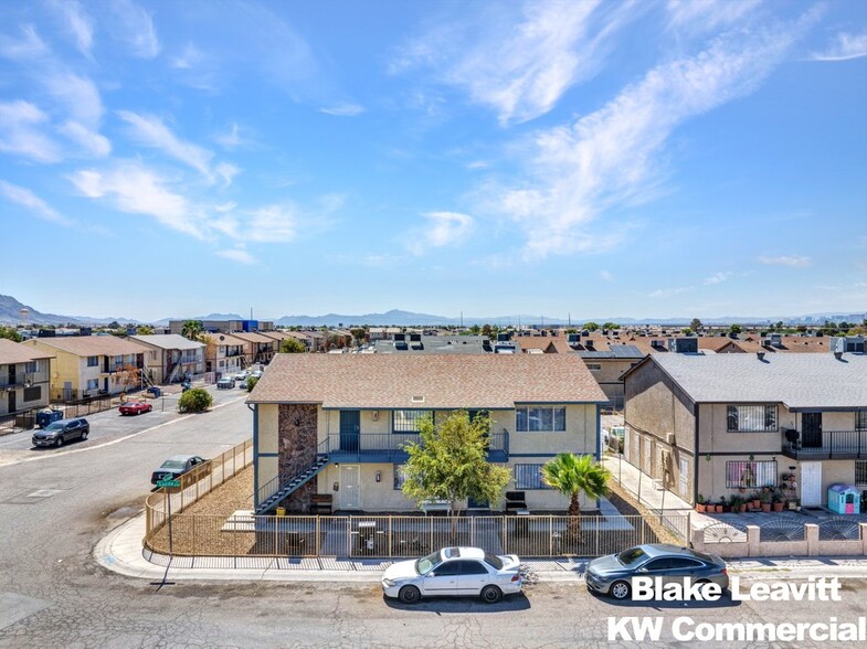 4708 Thunderbolt Ave, Las Vegas, NV for sale - Primary Photo - Image 1 of 5