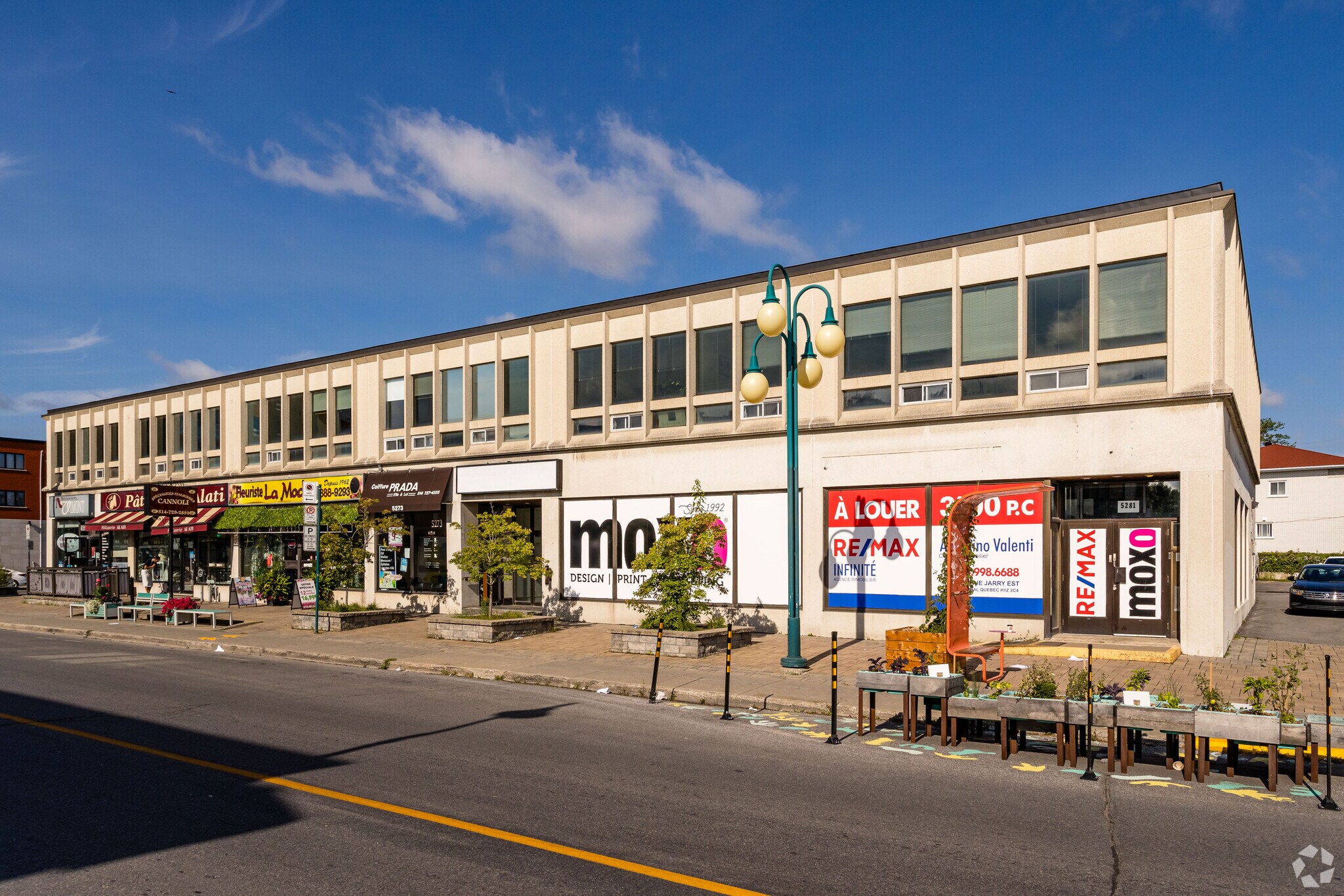 5255-5281 Rue Jean-Talon E, Montréal, QC à vendre Photo du bâtiment- Image 1 de 1