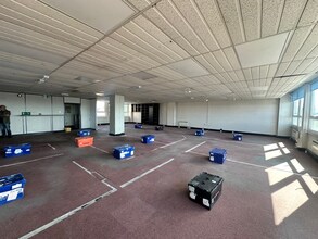 54-58 High St, Edgware for lease Interior Photo- Image 1 of 3