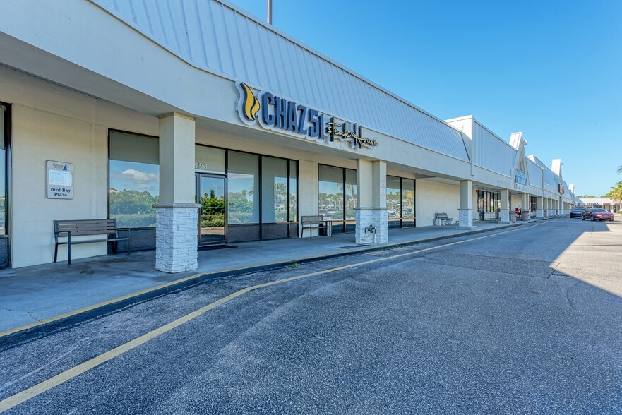 565 US Hwy 41 Bypass North, Venice, FL à louer - Photo du bâtiment - Image 3 de 4