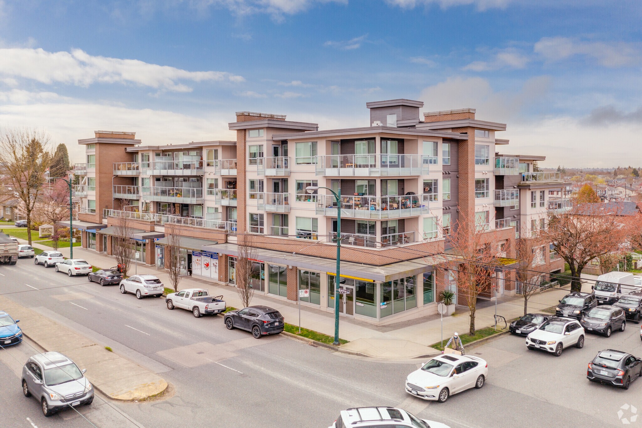 1801-1861 Renfrew St, Vancouver, BC à vendre Photo principale- Image 1 de 1