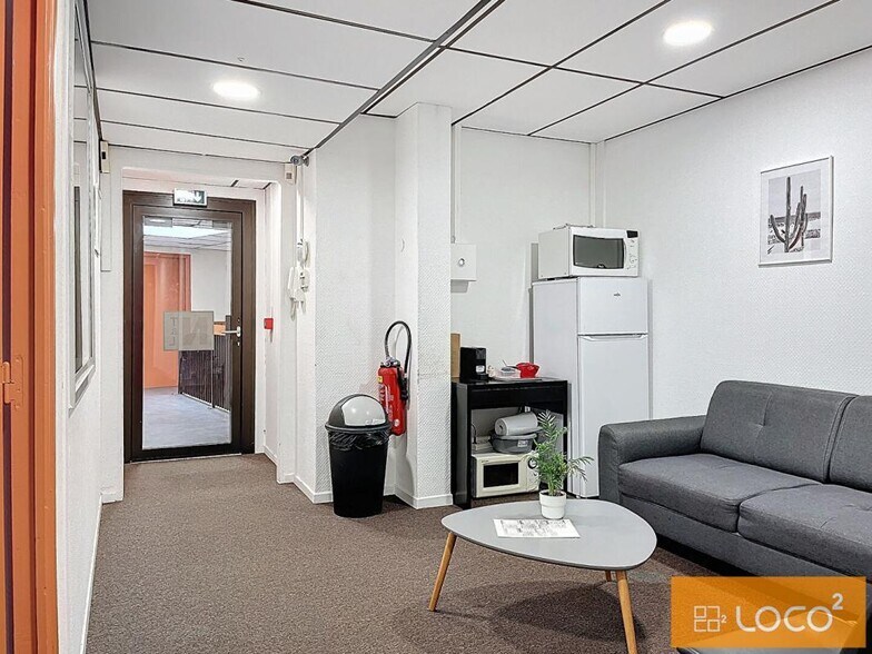 15 Avenue De Fondeyre, Toulouse for sale - Interior Photo - Image 2 of 4