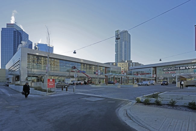 More details for 6200 McKay Ave, Burnaby, BC - Retail for Lease