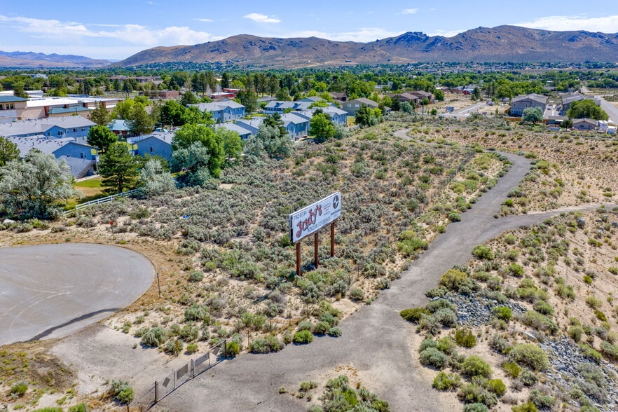 4769 Carson Ter, Carson City, NV à vendre - Photo du bâtiment - Image 3 de 21