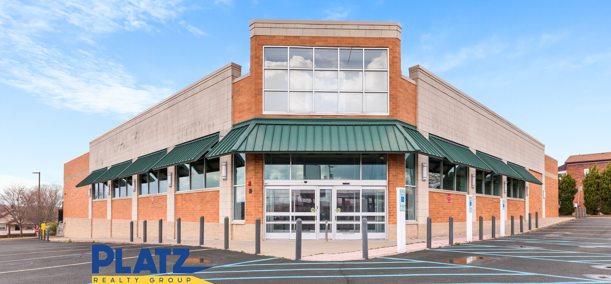 40 N Meridian Rd, Youngstown, OH for lease Primary Photo- Image 1 of 13