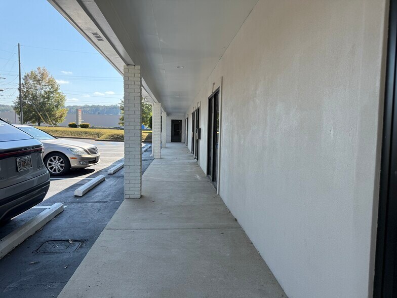 524 Red Lane Rd, Birmingham, AL à vendre - Photo du bâtiment - Image 3 de 42