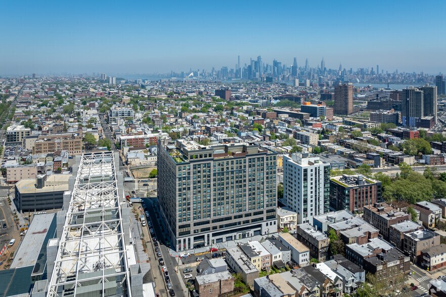 32 Oakland Ave, Jersey City, NJ à louer - Aérien - Image 3 de 4