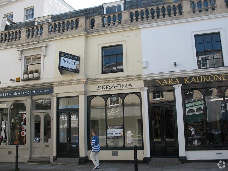 1-6 Montpellier Ave, Cheltenham à louer - Photo du bâtiment - Image 2 de 6