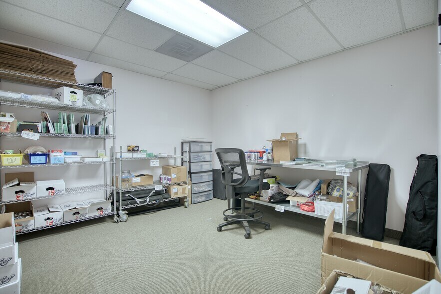 1343-1351 W 121st Ave, Westminster, CO à louer - Photo du bâtiment - Image 3 de 12