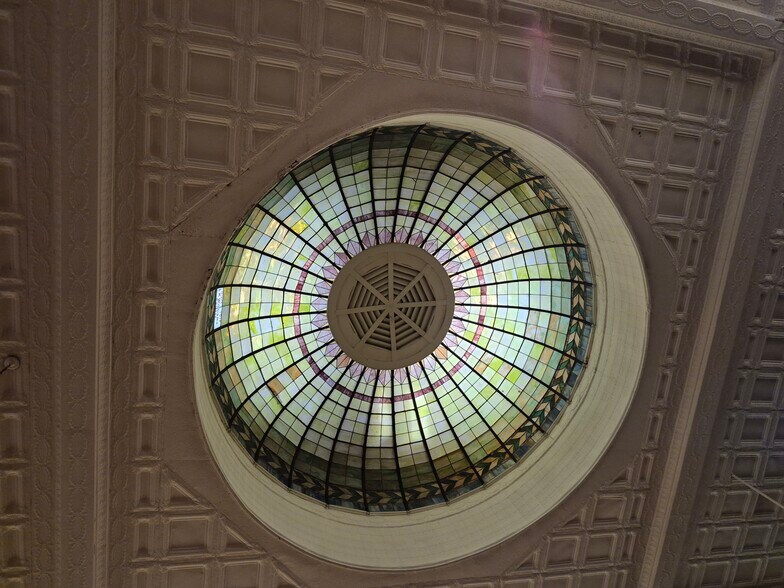 600 Grove St, Fort Worth, TX à vendre - Photo du bâtiment - Image 3 de 6