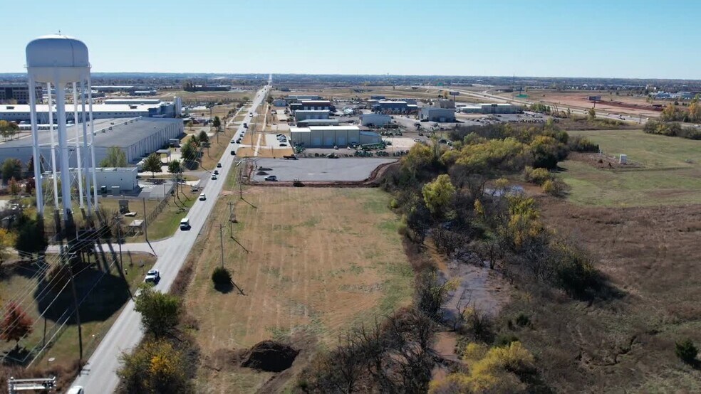 801 N Sara Rd, Yukon, OK for lease - Commercial Listing Video - Image 3 of 7