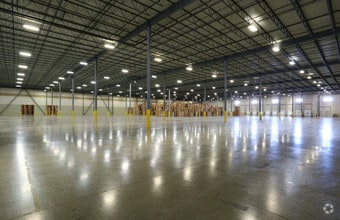 21700 Mark Collins Dr, Sauk Village, IL for lease Interior Photo- Image 2 of 4