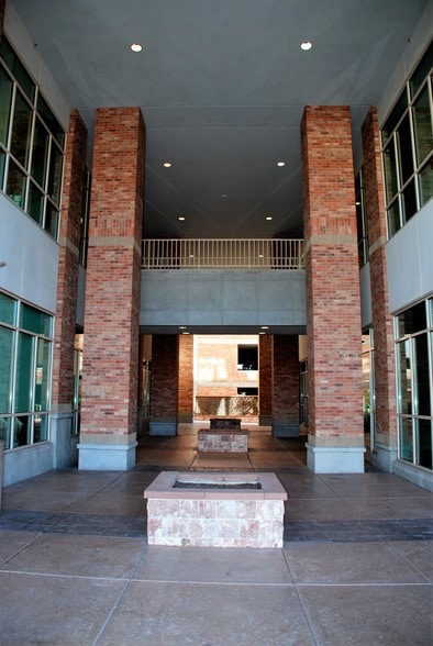 20 N Main St, Saint George, UT à louer - Photo intérieure - Image 3 de 19