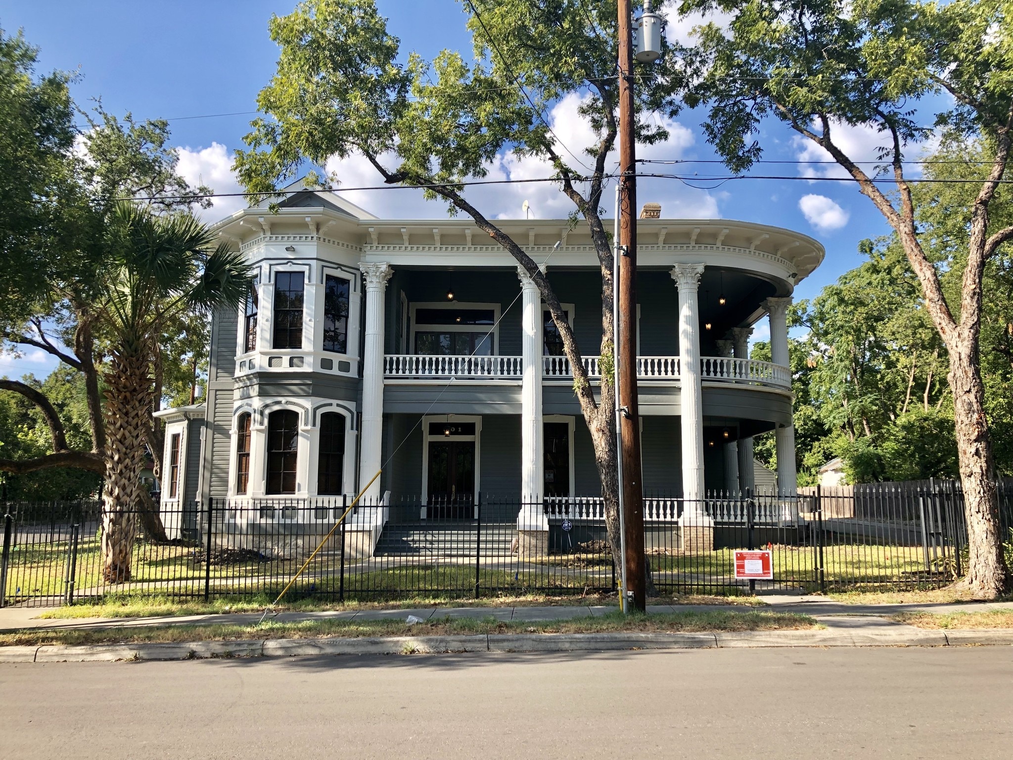 901 Mason St, San Antonio, TX for lease Building Photo- Image 1 of 24