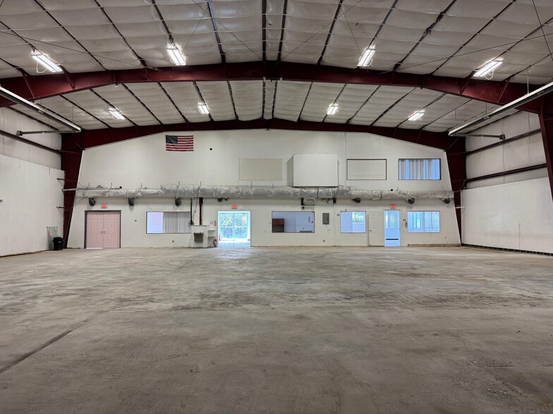 2430 NY-32, New Windsor, NY for lease - Building Photo - Image 3 of 8
