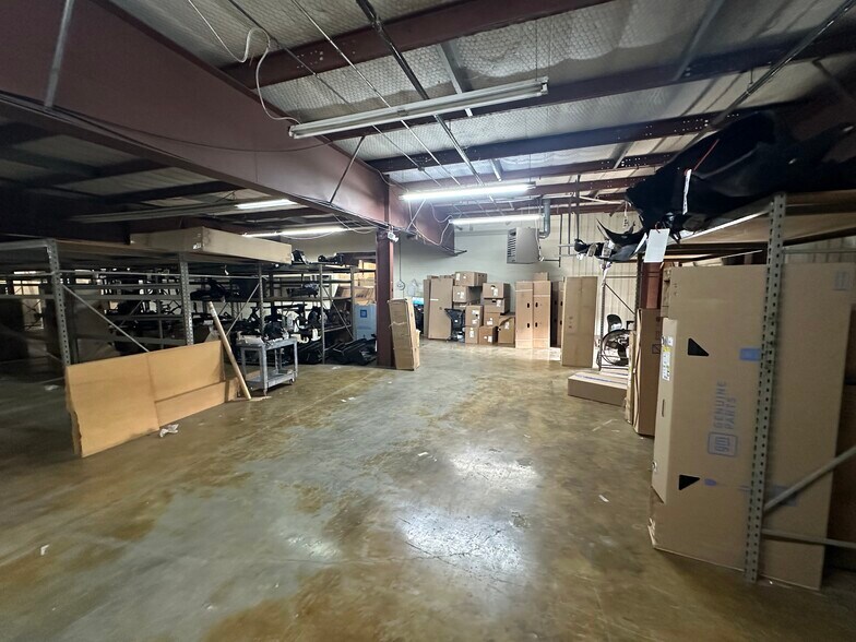 5333 Hickory Hollow Pky, Antioch, TN à louer - Photo du bâtiment - Image 3 de 12