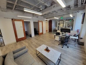 808 Travis St, Houston, TX à louer Photo intérieure- Image 1 de 4