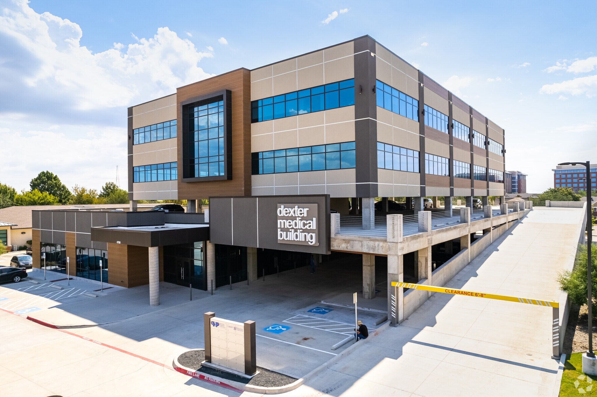 4708 Dexter Dr, Plano, TX à louer Photo du bâtiment- Image 1 de 8