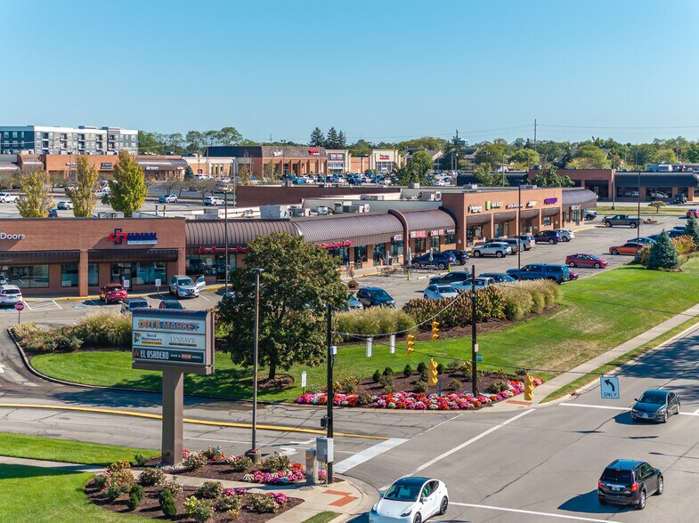 Cross Pointe Centre portefeuille de 3 propriétés à vendre sur LoopNet.ca - Photo du bâtiment - Image 3 de 7