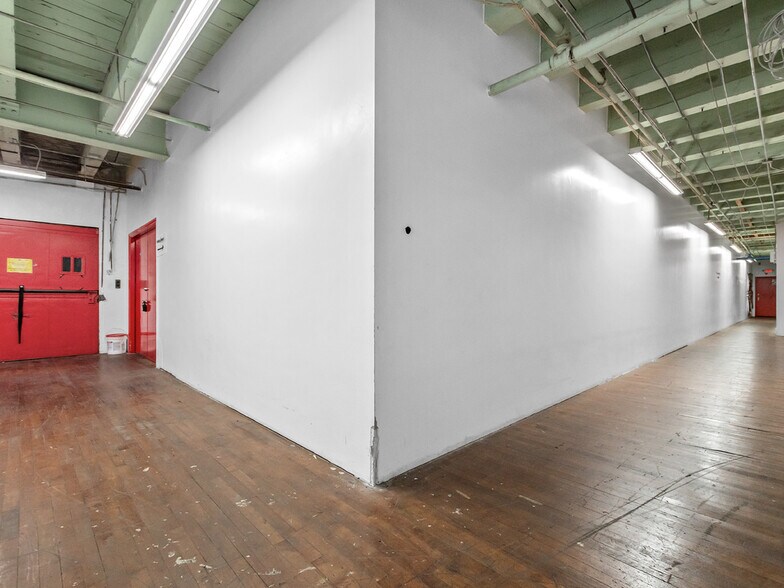 165-167 Bow St, Everett, MA à louer - Photo intérieure - Image 3 de 7