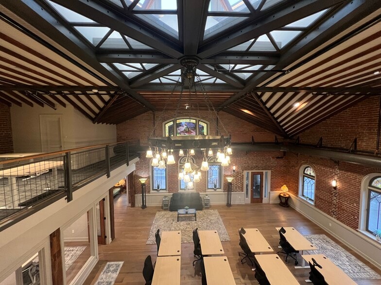 1741 Frankfort Ave, Louisville, KY for lease - Interior Photo - Image 3 of 27