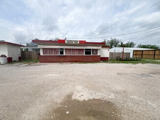 More details for 302 E Omega St, Henrietta, TX - Retail for Sale