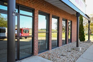 Plus de détails pour 2125 McComb Rd, Stoughton, WI - Commerce de détail à louer