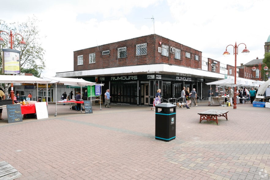 Rochdale Rd, Oldham for lease - Building Photo - Image 3 of 5