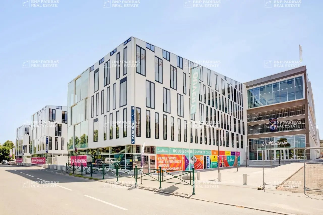 61 Avenue Le Notre, Villeneuve-d'Ascq for lease Building Photo- Image 1 of 19