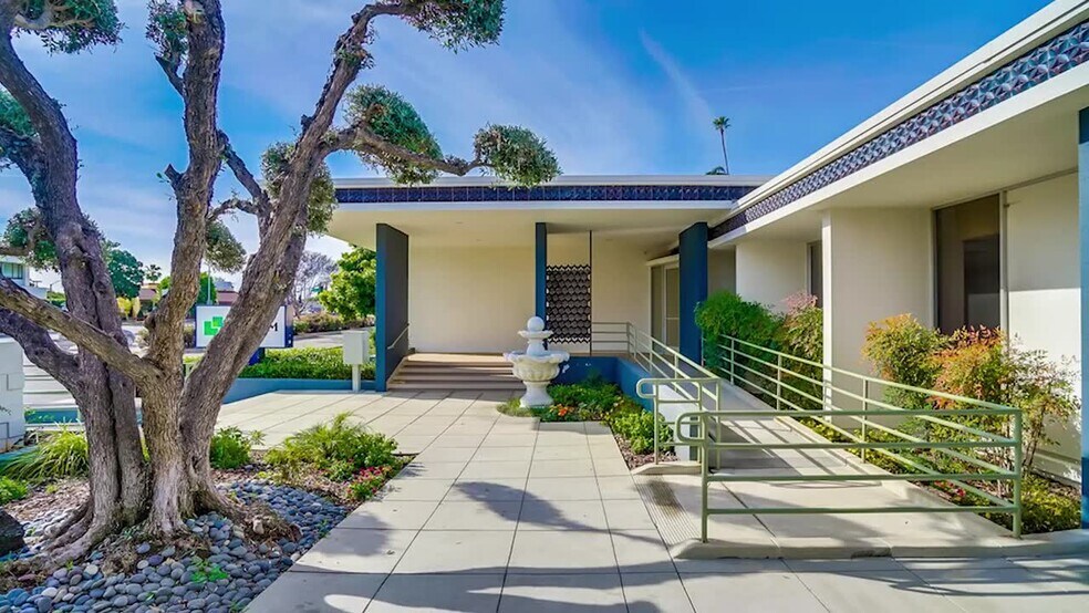 415 Huntington Dr, San Marino, CA à louer - Vidéo sur l’inscription commerciale - Image 3 de 52