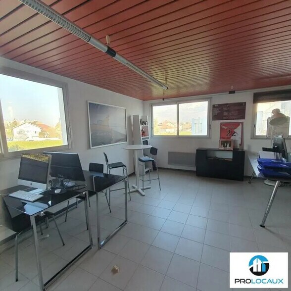 Bureau dans Eybens à louer - Photo intérieure - Image 1 de 12